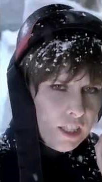 The Pretenders sing the evocative 2000 Miles
