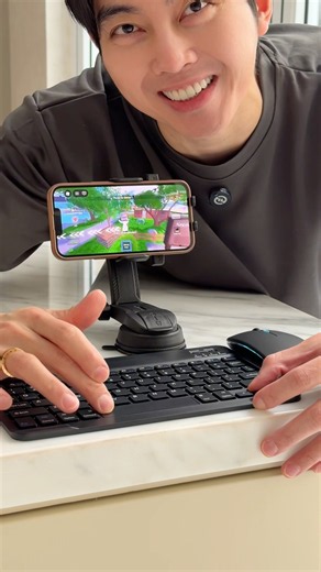 Wireless keyboard & mouse set. So simple and practical to take anywhere