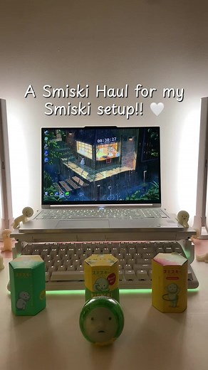 Smiski haul and unboxing to add onto my setup!! 🌱🤍 #smiski #smiskiunboxing #smiskicollection #gamingsetups #laptopsetup
