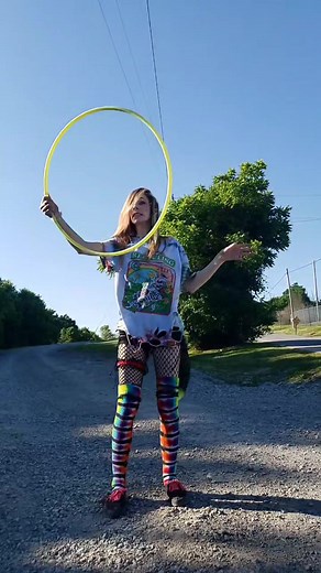 Waking up the worms with this one. 🪱 I dunno how much faster I can go 😆 #fyp #foryou #hooping #flowarts #flowartist #hoopdance #raveoutfit #hippie #flow #alt #illusion #hulahooping #edmtok #rave #foxtail #rings #edm #basshead #hulahoop #hooptok #