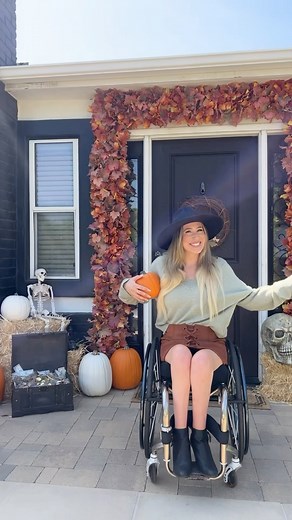 21K views · 204 reactions | It’s SPOOKY SEASON! If you know me you...