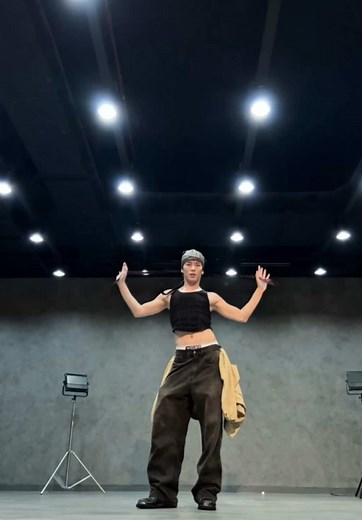 Learn the Jennie Dance: Like Jennie Tutorial