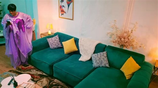 My dear Toyintitans! God has done it again. Your favorite oversabi aunty is now a Brand Ambassador for @useLemFi! And trust me, this is huge!Sending money to Nigeria is now as simple as ever! No stress, no long talk, just smooth, quick transactions that arrives Nigerian account within minutes. You people should not carry last o!Use my referral code TOYIN when you sign up and thank me later for getting cash back on your first qualifying transaction #uselemfi