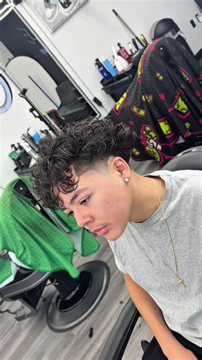 Tyson's, Virginia Barber 📍 Always accepting new clients ! Tap the link in bio to set an appointment with me 📌 #dmvbarbertysons #dmvbarbers #foryou #bestdmvbarber #blowouttaperhaircut