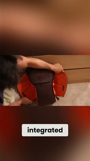 Exploring the Interiors of the Peak Design Backpack