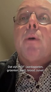 Is het altijd goedkoper om naar Duitsland of België te rijden voor de boodschappen? 🇩🇪🇧🇪 Als jouw karretje doorgaans vol ligt met aardappelen, fruit en huismerkproducten, kun je maar beter in Nederland blijven. 🛒 Dat vertelt Laurens Sloot, bijzonder hoogleraar ondernemerschap detailhandel, in het radioprogramma Stand van Nederland. De producten die in Nederland veel duurder zijn, zijn veelal de producten waaorp hoge accijns worden gerekend. Sloot concludeert: "Als je gewoon in Duitsland rij