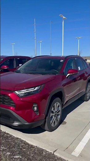 Which Toyota RAV4 is the BEST? XLE, XLE Premium, XSE Hybrid? #shorts