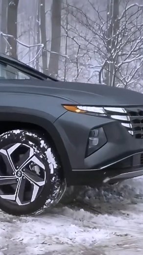 Hyundai’s intelligent HTRAC All-Wheel Drive System adjusts to every condition, giving you confidence when the weather turns. ❄️🚗 #Hyundai #AWD #WinterDriving #EveryoneLovesANucar #NewEngland | Nucar Hyundai of North Kingstown