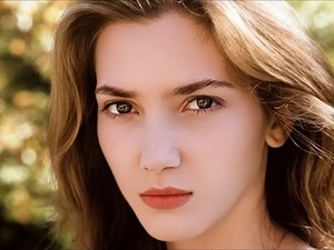 为艺术献身的女星—米里昂·鲁塞尔 Myriem Roussel