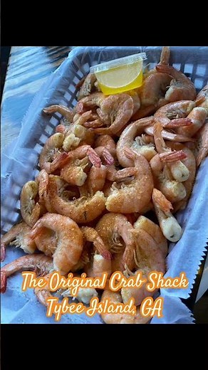You NEED to eat here! The Original Crab Shack restaurant in Tybee Island, Georgia! #tybeeisland
