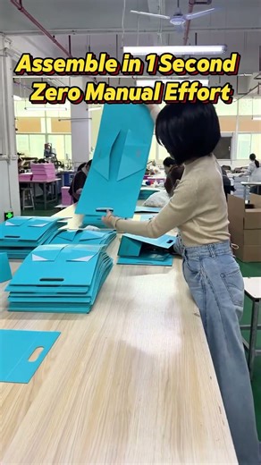 Assemble in 1second zero manual effort #foldingbox #creativebox #giftbox #europe #giftpackaging