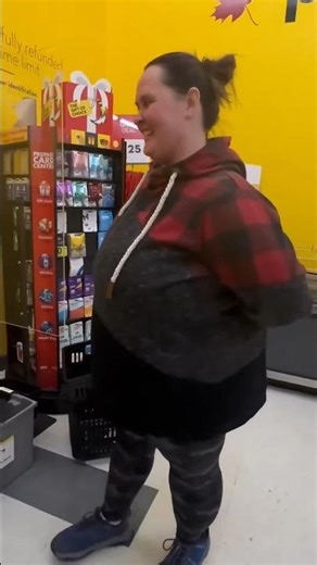 SHOPPING SPREE FOR 21SEc ♥️ #shakepay #kindnessiscool #christmascelebration #song #christmasspirit