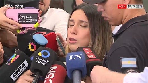 NÃO APRENDEU NADA: Agostina Páez, a argentina que cometeu racismo, voltou pro país e deu entrevista“Embora goste dos brasileiros, passei por uma situação desagradável. Não é que eles sejam maus e sim que acontecem muitas coisas erradas no Brasil. Eles tratam os argentinos mal”