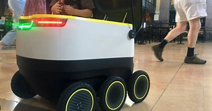 Starship introduces robots to neighbors in KC