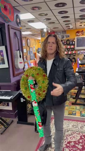 It's today! Maxwell's Christmas Open House! We're open 11-5pm. Santa and Mrs. Claus will be here 12-4pm. Don't miss it!!! #maxwellshouseofmusic #shoplocal | Maxwell's House of Music