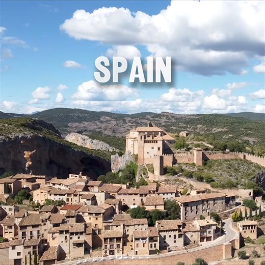 📌In Alquézar, Spain, the "Pasarelas del Vero" are hidden walkways along the Vero River, offering stunning gorge views and a thrilling adventure for visitors. #spain #alquezar | Spain Art & Architecture