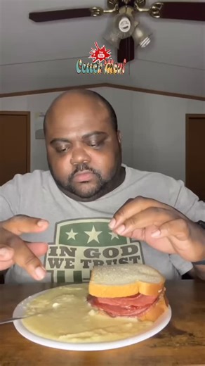 Cottonmouf Official on Instagram: "That sandwhich swimmin"