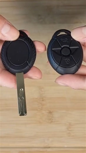 [Mini Cooper S R53] Renewing the key #diy #mechanic #restauration #automobile