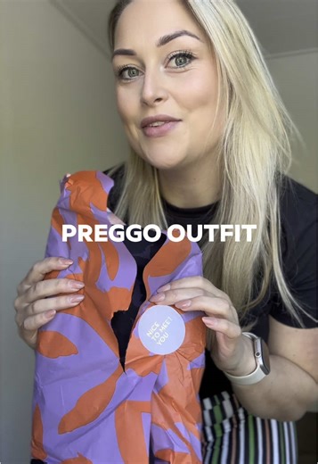 Eindelijk leuke outfits! @Swan and the people 💗💗💗 #zwanger #zwangerschapskleding #preggooutfit #preggodagboek