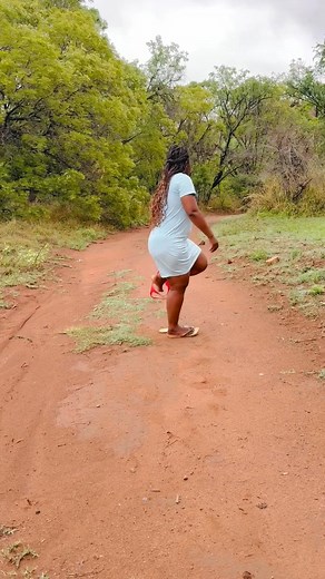 Elastic sound 😂😂 | Esperanza Ropabae