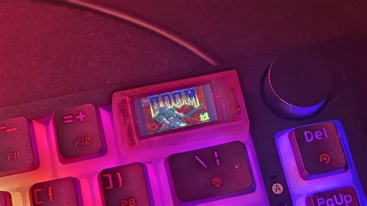 What runs Doom? a keycap powered by a modded Raspberry Pi #Doommas #DailyDoom