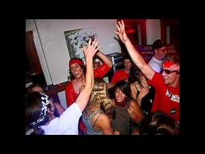college drunk students PARTY