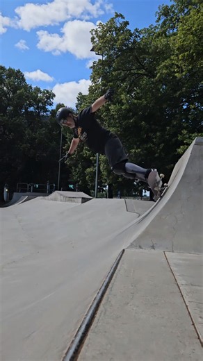 Crazy progess today #50plus #skateboarding #stoked