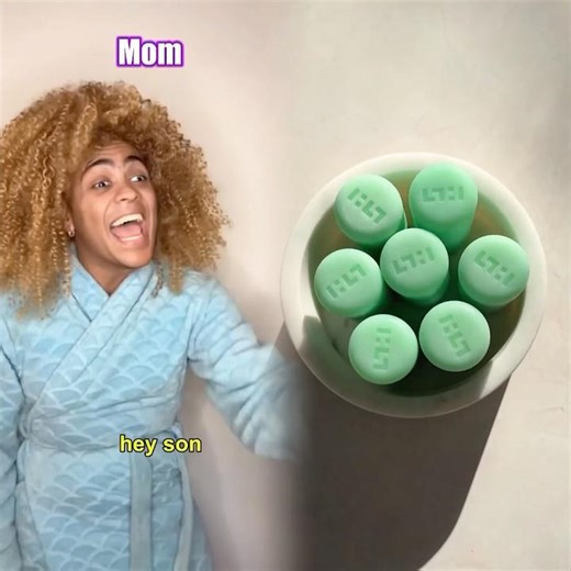 Mom pranks dad goes wrong…🤢💀 #comedy