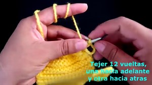 191K views · 2K reactions | Hermosos Zapatitos/Patucos/Escarpines o Botitas para bebe a dos aguas, Son faciles de realizar....atrevete a hacerlo el resultado te encantará. | Ideas Creativas de Manualidades | Facebook