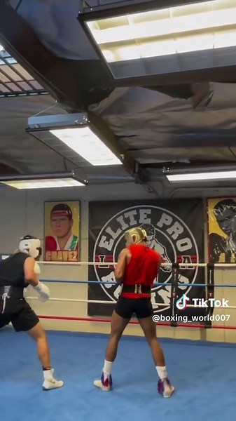 Mastering the Jab in Sparring: Key Boxing Techniques