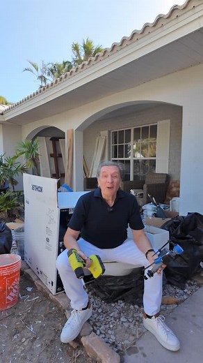 6.8K views · 789 reactions | Xarban vagyok! A felújítàs a hurrikán után mèg nincsen készen! A TELJES FILM A CSATORNÁNKON! | Arpad Polgar | Facebook