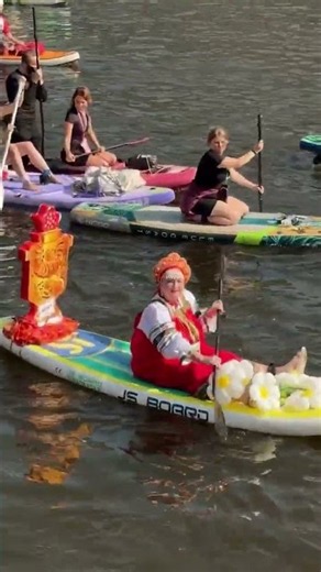 Professional paddle board to build your line.🆗🆙
