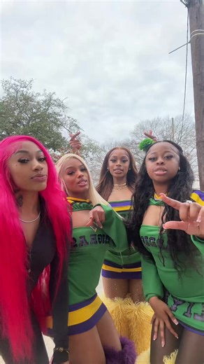 Infiniti Bradley (@finibradley)’s videos with Tea time - Caresha