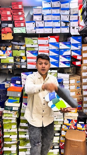 Bootvala on Instagram: "Location:-📍1st B Road, Opposite Badri Paan, Sardarpura, Jodhpur . Contact:-📲8003340220 . I’d manage by @chdhry0pramesh . (Shoes shop in jodhpur, budget friendly, casual shoes, formals) . #shoes #jodhpur #bootwala #casualshoes #formalshoes #shoesshop #sandals #slippers #loafers #formalshoes #jute #viral #trends #2025"