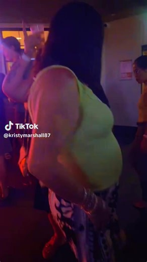 redsparrow1111 (@redsparrow1111)’s videos with Pig squealing sound fx - sound effect ringtone creators