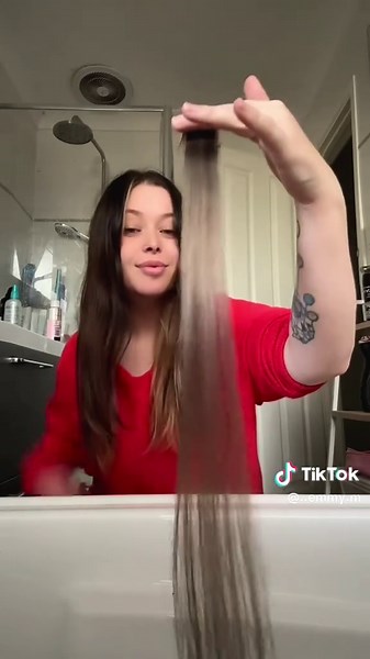 Shayla's Hair Journey: From Dark to Blonde