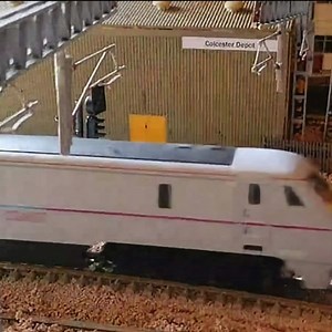 EAST COAST CLASS 91 LEAVES COLCESTER...