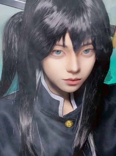Muichiro Tokito Cosplay Tutorial and Makeup Tips