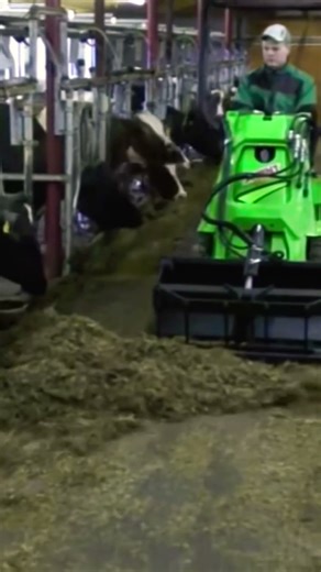 Innovative strength at your fingertips #shorts #avant #avantloader