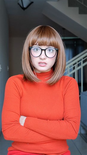 Velma is so funny😂🧡 #halloween #halloween2025 #scoobydoo #velmadinkley #halloweencostume #youtube