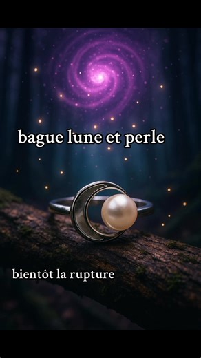 ⭐️La lune est un symbole universel du féminin sacré, de l’intuition et des cycles de transformation. Elle change d’apparence au fil des jours — croissante, pleine, décroissante, nouvelle — et nous rappelle le rythme naturel du changement, de la croissance et du renouveau. Porter une lune, c’est honorer la capacité à écouter ses émotions et à accepter les phases de la vie : les moments lumineux comme ceux d’introspection. La lune est aussi liée à la sensibilité, à la créativité et à l’inconscient
