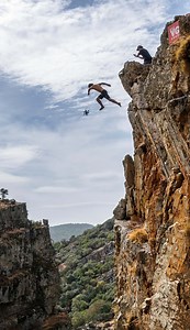 This 22-year-old "death diver" jumped off a 44-meter high cliff in Spain. | DW News