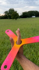 The finger catch boomerang 👆 | RamRez Boomerangs