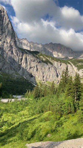 Is Zugspitze Worth Visiting? Germany's Most Beautiful Mountain Range 🇩🇪