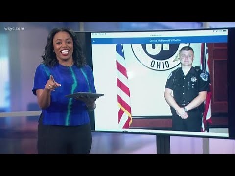 The hilarious moment Hollie Strano realized she should have worn blue today