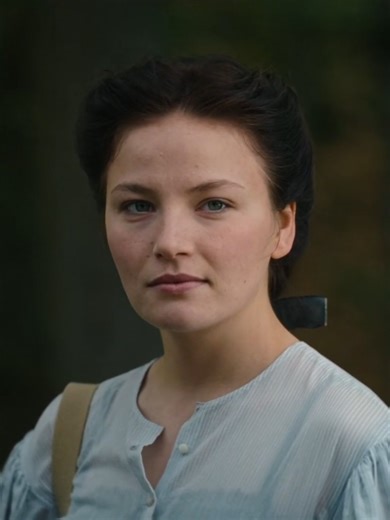 I can't wait to see her story continue in season 3 Show: The Empress Song: Enjoy The Silence - Depeche Mode Scenepack: @rhaxnyss #theempress #theempressedit #theempressedits #diekaiserin #diekaiserinedit #diekaiserinedits