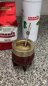Te enseñamos a limpiar tu mate de la manera más fácil y práctica! #YerbaMateAmanda #LavatuMate | Yerba Mate Amanda