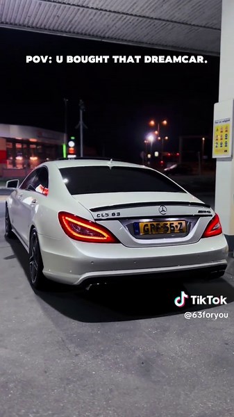 Mercedes AMG CLS 63 Performance Review