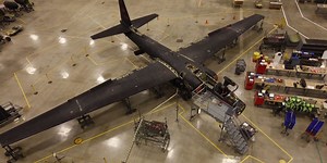 Here's how engineers tear apart U-2 spy planes — and why they do it