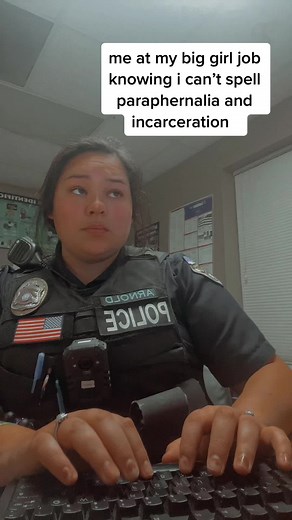 siri is my bestie 😂😂 #lawenforcementhumor #femaleempowerment #femaleofficer #lawenforcementproblems #fyp #fypシ #policeofficer #policeoftiktok #copsoftiktok